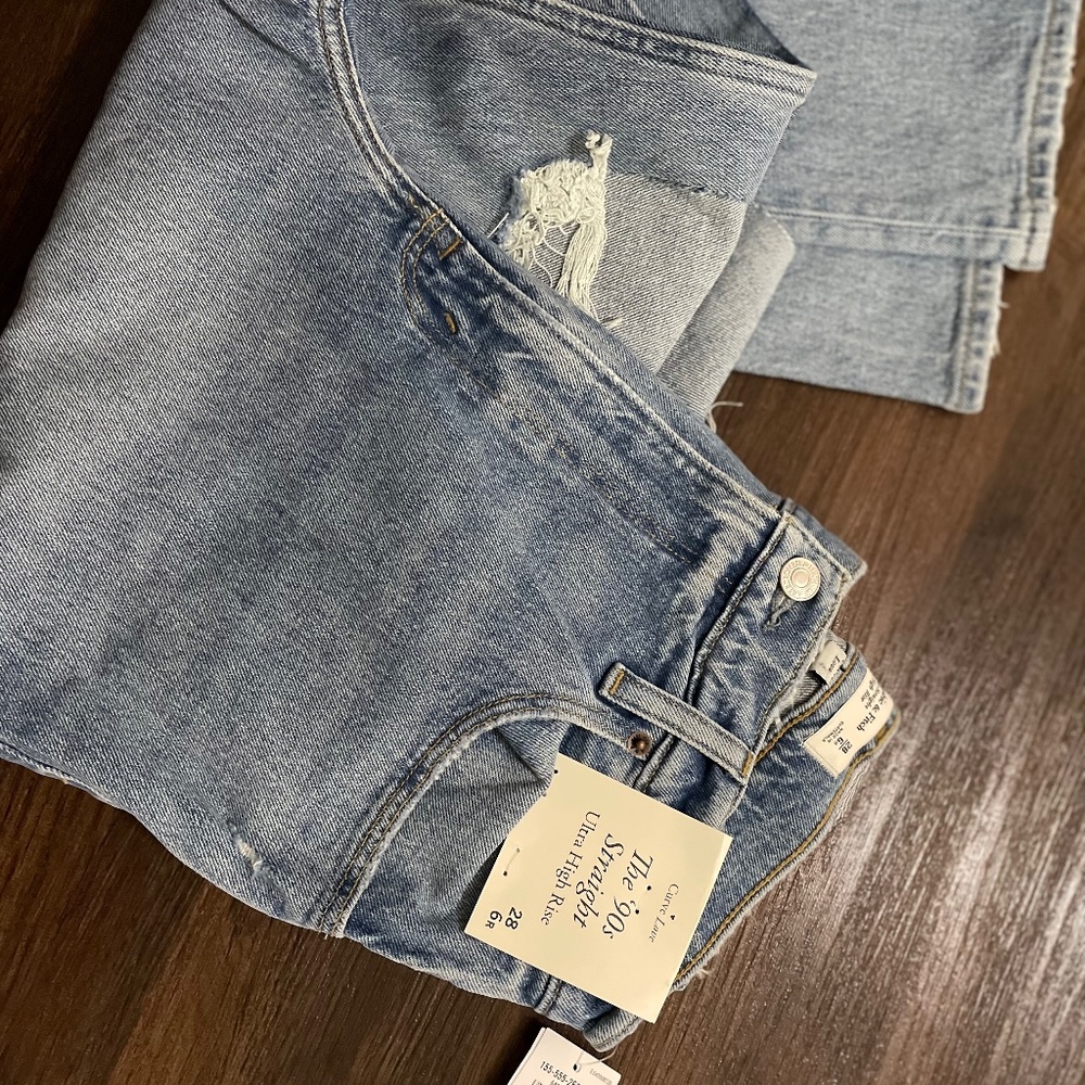 NEW Abercrombie & Fitch the 90s straight ultra high rise jeans